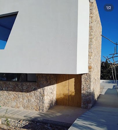 Foto de Amunt pintures