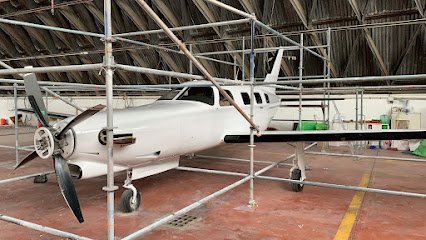 Foto de Benymar Yacht Paint