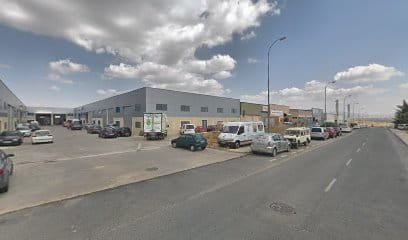 Foto de LACADOS SOBRE MADERA AVILA