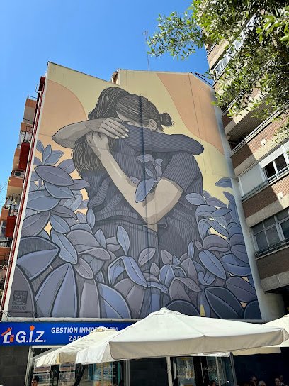 Foto de Mural "El Abrazo" de Lidia Cao