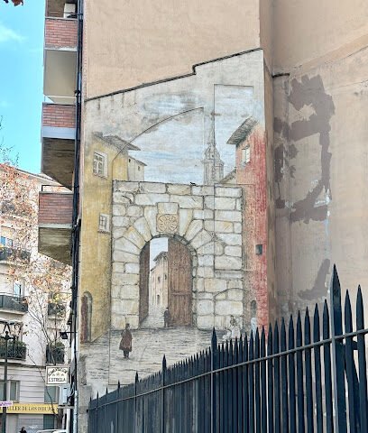 Foto de Mural de la Puerta del Sol o La Portaza