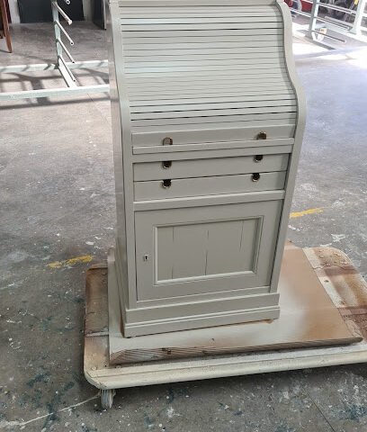 Foto de PUNTO AZUL S.C. barnizados y lacados