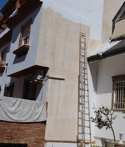 Foto de Pintores y Reformas Priego Adolfo Ferrer