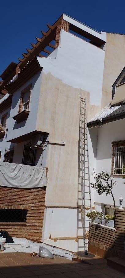 Foto de Pintores y Reformas Priego Adolfo Ferrer
