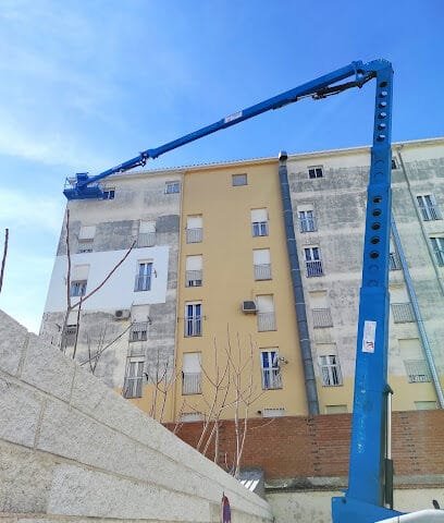 Foto de Pinturas Montalbán Varea