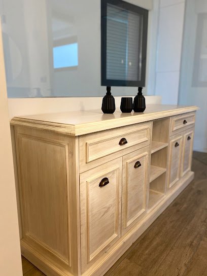 Foto de Lacados "Lacats i Envernissats Aguilera"