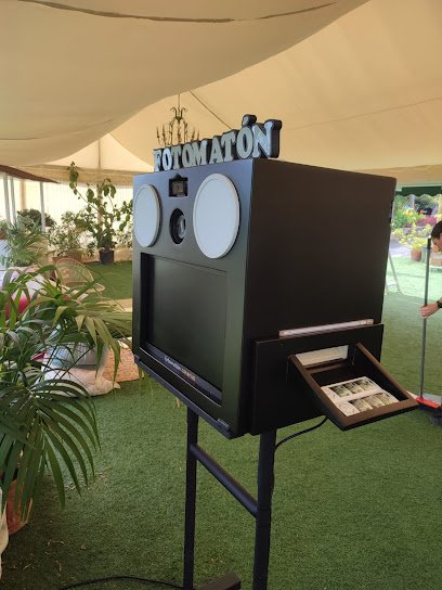 Foto de Las chinchetas cuadradas son anuncios