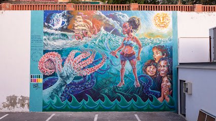 Foto de Mural Doble 13. Centro Cultural Las Cigarerras