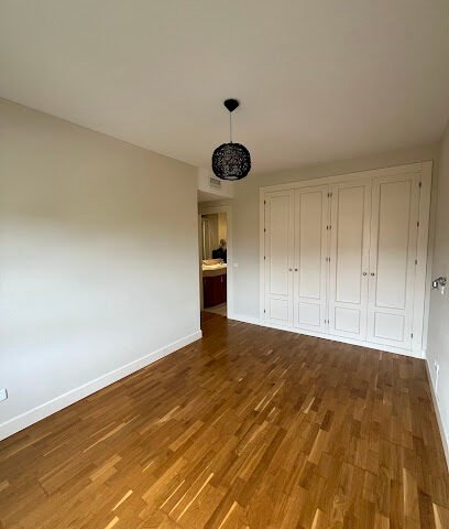 Foto de PINTURAS MADRID LA PESETA