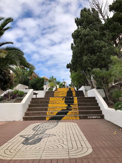 Foto de Paseo San Amaro. Escaleras Agatha Christie