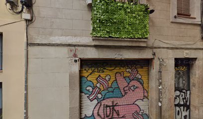 Foto de taller de pintura y obra grafica Olivares