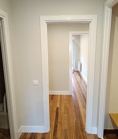 Foto de Lacado de puertas en Madrid