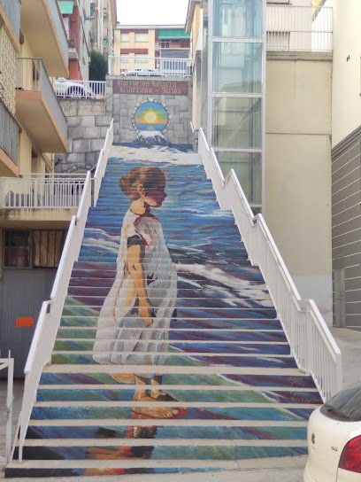 Foto de Mural escaleras Estella Lizarra de Garbiñe Basarte