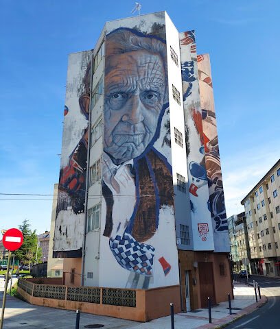 Foto de Mural homenaje a Isaac Díaz Pardo