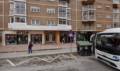 Foto de pintura y decoración LUIS